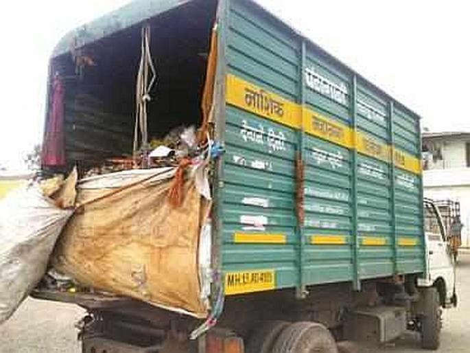 Municipal Corporation's Contracting Hours Contract Finally Canceled | महापालिकेचा वादग्रस्त घंटागाडीचा ठेका अखेर रद्द Municipal Corporation's Contracting Hours Contract Finally Canceled | महापालिकेचा वादग्रस्त घंटागाडीचा ठेका अखेर रद्द