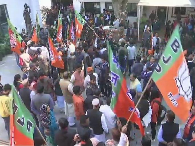Manishankar, Pakistan Congress hurt! Bumper benefit to the BJP in the second round of voting | मणिशंकर, पाकिस्तानचा काँग्रेसला फटका! दुसऱ्या फेरीतील मतदानात भाजपाला झाला बंपर लाभ  Manishankar, Pakistan Congress hurt! Bumper benefit to the BJP in the second round of voting | मणिशंकर, पाकिस्तानचा काँग्रेसला फटका! दुसऱ्या फेरीतील मतदानात भाजपाला झाला बंपर लाभ