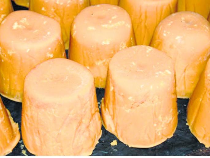 The rate of seven thousand rupees to Maalwadi jaggery | मालेवाडीच्या गुळाला सात हजाराचा दर : सरासरी दर वाढण्याची अपेक्षा The rate of seven thousand rupees to Maalwadi jaggery | मालेवाडीच्या गुळाला सात हजाराचा दर : सरासरी दर वाढण्याची अपेक्षा