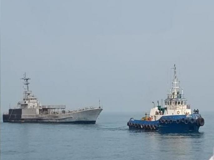 The warship Guldar is the center of attraction Waiting to be installed in the sea of Nivati | Sindhudurg: 'गुलदार'चे स्वप्न साकारणार, निवतीच्या समुद्रात स्थापित करण्याची प्रतीक्षा The warship Guldar is the center of attraction Waiting to be installed in the sea of Nivati | Sindhudurg: 'गुलदार'चे स्वप्न साकारणार, निवतीच्या समुद्रात स्थापित करण्याची प्रतीक्षा