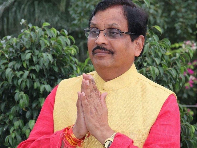 If scholar like Mohammad Jinnah had became PM of India ...; BJP candidate praises | जिनांसारख्या विद्वानाला पंतप्रधान बनविले असते तर...; भाजपा उमेदवाराकडून स्तुतीसुमने If scholar like Mohammad Jinnah had became PM of India ...; BJP candidate praises | जिनांसारख्या विद्वानाला पंतप्रधान बनविले असते तर...; भाजपा उमेदवाराकडून स्तुतीसुमने