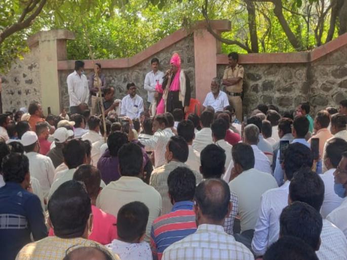 suppress the fight for merger gunaratna sadavarte challenge to sharad pawar from baramati | ST Strike: विलीनीकरणाचा लढा दाबून दाखवा; गुणरत्न सदावर्ते यांचे बारामतीतूनचं पवारांना आव्हान suppress the fight for merger gunaratna sadavarte challenge to sharad pawar from baramati | ST Strike: विलीनीकरणाचा लढा दाबून दाखवा; गुणरत्न सदावर्ते यांचे बारामतीतूनचं पवारांना आव्हान