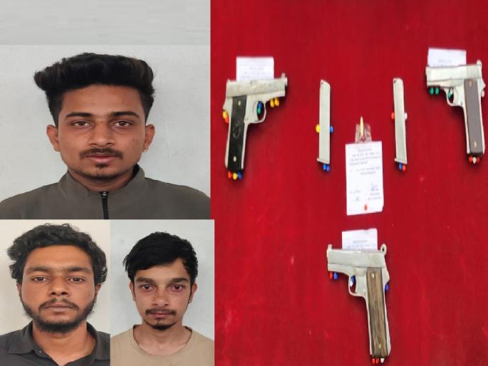 Three arrested for bringing village pistols for sale in Kolhapur two from Sangli Pune districts | कोल्हापुरात गावठी पिस्तुले विकायला आणलेल्या तिघांना अटक; सांगली, पुणे जिल्ह्यांतील दोघे Three arrested for bringing village pistols for sale in Kolhapur two from Sangli Pune districts | कोल्हापुरात गावठी पिस्तुले विकायला आणलेल्या तिघांना अटक; सांगली, पुणे जिल्ह्यांतील दोघे
