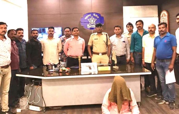 Pistol possessor criminal accused arrested in Nagpur | नागपुरात पिस्तूलधारी आरोपी गजाआड