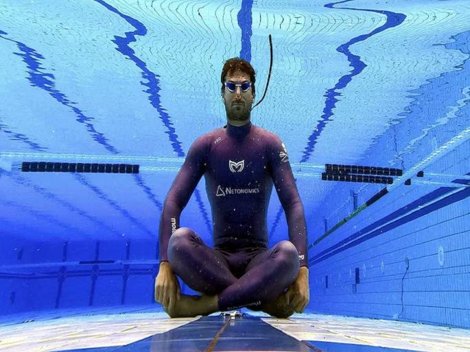 croatias-vitomir-maricic-holds his breath underwater for 29 minutes, sets world record | पाण्याखाली 29 मिनिटे श्वास रोखून विश्वविक्रमाला गवसणी; वैद्यकीय संशोधनाला मिळणार नवी दिशा