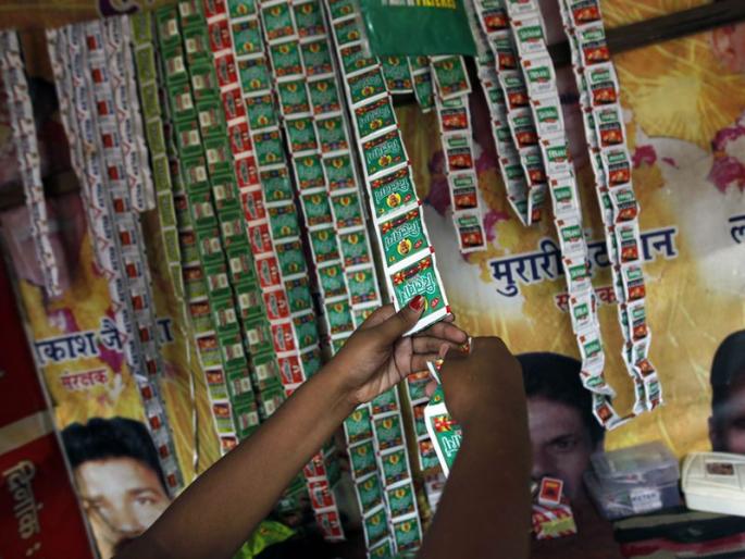 The license will be canceled if Gutkha is transported | गुटखा वाहतूक केल्यास परवाना होणार रद्द The license will be canceled if Gutkha is transported | गुटखा वाहतूक केल्यास परवाना होणार रद्द