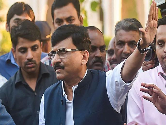 Sanjay Raut's absent on uddhav Thackeray cabinet oath; brother Sunil Raut not got cabinate berth | Maharashtra Cabinet Expansion : ठाकरे मंत्रिमंडळाच्या शपथविधीला संजय राऊतांची दांडी; नाराज असल्याची चर्चा Sanjay Raut's absent on uddhav Thackeray cabinet oath; brother Sunil Raut not got cabinate berth | Maharashtra Cabinet Expansion : ठाकरे मंत्रिमंडळाच्या शपथविधीला संजय राऊतांची दांडी; नाराज असल्याची चर्चा