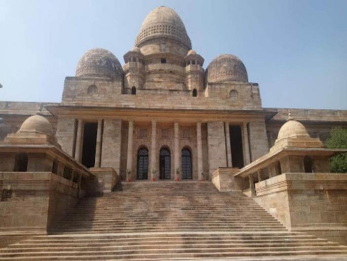 One floor of the High Court will be increased; Lawyers will be inconvenienced away | हायकोर्टाचा एक मजला वाढणार; वकिलांची गैरसोय होणार दूर