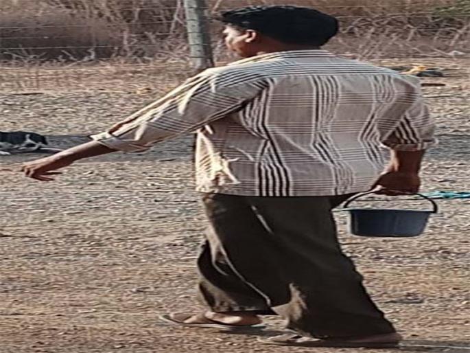 Handicrafts reside in Nandurbar district on paper. | नंदुरबार जिल्ह्यात हगणदरीमुक्ती राहतेय कागदावरच. Handicrafts reside in Nandurbar district on paper. | नंदुरबार जिल्ह्यात हगणदरीमुक्ती राहतेय कागदावरच.