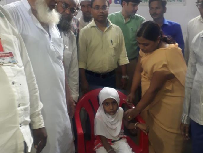 Vaccination of 196 Haj pilgrims at Washim | वाशिम येथे १९६ हज यात्रेकरुंना लसीकरण Vaccination of 196 Haj pilgrims at Washim | वाशिम येथे १९६ हज यात्रेकरुंना लसीकरण