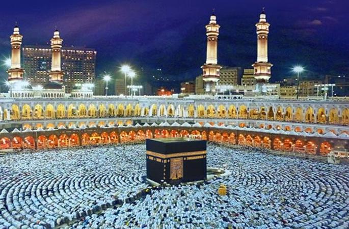 Haj Committee has got more than 15 thousand seats in excess quota, Maharashtra tops the list with 2387 seats | हज कमिटीला १५ हजार जागांचा जादा कोटा, महाराष्ट्राला सर्वाधिक २३८७ जागा Haj Committee has got more than 15 thousand seats in excess quota, Maharashtra tops the list with 2387 seats | हज कमिटीला १५ हजार जागांचा जादा कोटा, महाराष्ट्राला सर्वाधिक २३८७ जागा