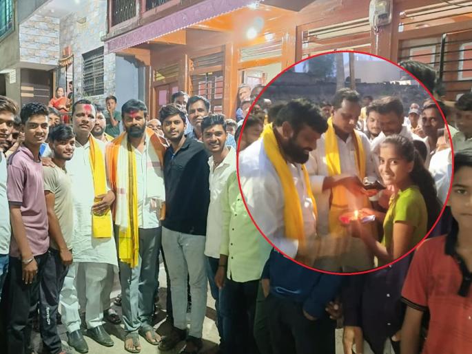 'Ekach Parva, OBC Sarva' in Antarwali Sarati; Laxman Hake, Navnath Waghmare welcomed with cheers | अंतरवाली सराटीत 'एकच पर्व, ओबीसी सर्व'; लक्ष्मण हाके, नवनाथ वाघमारेंचे जल्लोषात स्वागत 'Ekach Parva, OBC Sarva' in Antarwali Sarati; Laxman Hake, Navnath Waghmare welcomed with cheers | अंतरवाली सराटीत 'एकच पर्व, ओबीसी सर्व'; लक्ष्मण हाके, नवनाथ वाघमारेंचे जल्लोषात स्वागत