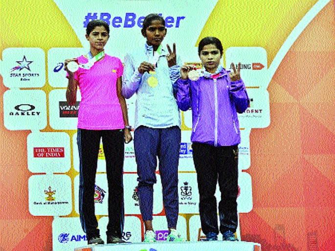 Armed Marathon dominates the army | अर्ध मॅरेथॉनमध्ये सेनादलाचे वर्चस्व Armed Marathon dominates the army | अर्ध मॅरेथॉनमध्ये सेनादलाचे वर्चस्व