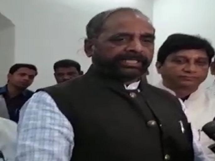 The Supreme Court has given all the answers on Raphael; Opposition members should come to the Lok Sabha to discuss: Minister of State for Home Hansraj Ahir | राफेलवर सुप्रीम कोर्टाने सर्व उत्तरे दिली आहेत; विरोधकांनी चर्चेसाठी लोकसभेत यावे : केंद्रीय गृह राज्यमंत्री अहिर  The Supreme Court has given all the answers on Raphael; Opposition members should come to the Lok Sabha to discuss: Minister of State for Home Hansraj Ahir | राफेलवर सुप्रीम कोर्टाने सर्व उत्तरे दिली आहेत; विरोधकांनी चर्चेसाठी लोकसभेत यावे : केंद्रीय गृह राज्यमंत्री अहिर