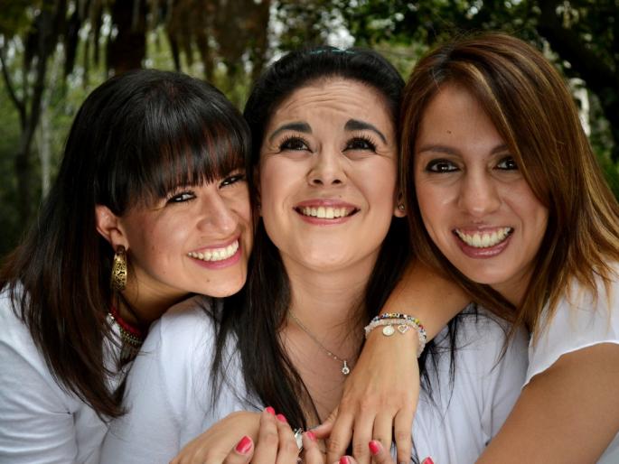 What have you filled in your happiness box? | आपल्या आनंदाच्या डब्यात आपण काय भरलंय? What have you filled in your happiness box? | आपल्या आनंदाच्या डब्यात आपण काय भरलंय?