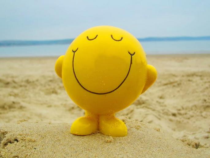Keep calm and stay happy; but how? Read simple tricks to keep the mind happy! | 'मन करारे प्रसन्न, सर्व सिद्धीचे कारण'; वाचा मन प्रसन्न ठेवण्याच्या सोप्या ट्रिक्स! Keep calm and stay happy; but how? Read simple tricks to keep the mind happy! | 'मन करारे प्रसन्न, सर्व सिद्धीचे कारण'; वाचा मन प्रसन्न ठेवण्याच्या सोप्या ट्रिक्स!