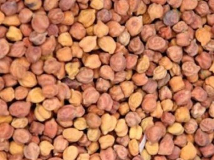 Washim: farmers get compensation | वाशिम: ४९ शेतकऱ्यांना दीड वर्षाने मिळाला हरभऱ्याचा मोबदला