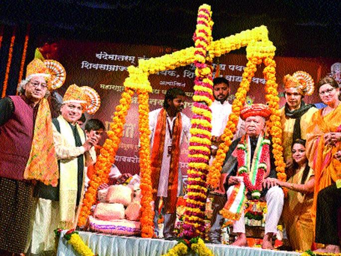 I am just eighteen years old; Pt Miscellaneous comment by Hariprasad Chaurasia | मैं तो अभी अठरा बरस का हूँ; पं. हरिप्रसाद चौरसिया यांची मिश्कील टिप्पणी I am just eighteen years old; Pt Miscellaneous comment by Hariprasad Chaurasia | मैं तो अभी अठरा बरस का हूँ; पं. हरिप्रसाद चौरसिया यांची मिश्कील टिप्पणी