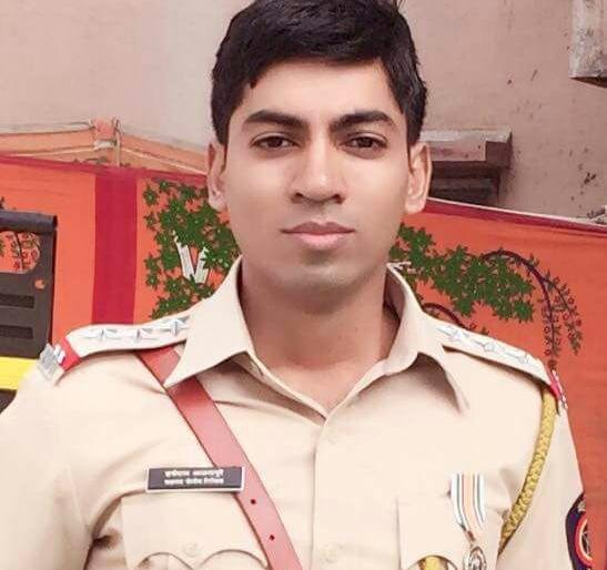 Harsraj Alsapure, the head of SP's special squad, has been given the internal security services | 'एसपी' विशेष पथकाचे प्रमूख हर्षराज अळसपुरे यांना आंतरीक सुरक्षा सेवापदक Harsraj Alsapure, the head of SP's special squad, has been given the internal security services | 'एसपी' विशेष पथकाचे प्रमूख हर्षराज अळसपुरे यांना आंतरीक सुरक्षा सेवापदक