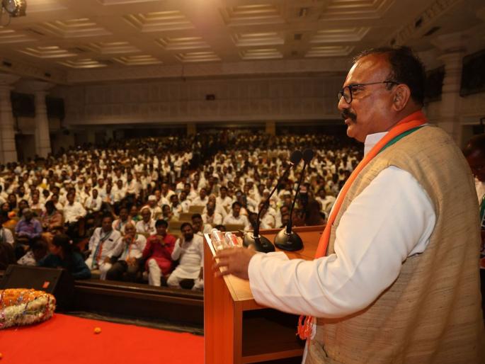 "We will bring Congress's ideas to every household and bring them to power in the state, and make them the Congress Chief Minister," Harshvardhan Sapkal resolved. | "काँग्रेसचे विचार घराघरात पोहोचवून राज्यात सत्ता आणू, काँग्रेसचा मुख्यमंत्री बनवू’’, हर्षवर्धन सपकाळ यांनी केला निर्धार "We will bring Congress's ideas to every household and bring them to power in the state, and make them the Congress Chief Minister," Harshvardhan Sapkal resolved. | "काँग्रेसचे विचार घराघरात पोहोचवून राज्यात सत्ता आणू, काँग्रेसचा मुख्यमंत्री बनवू’’, हर्षवर्धन सपकाळ यांनी केला निर्धार