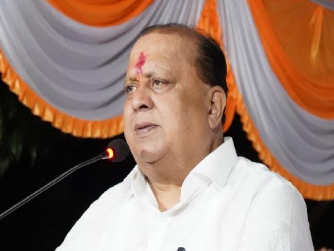 Guardian Minister Hasan Mushrif's criticism of Samarjit Ghatge without name on Bachani Kendra approval | Kolhapur: बाचणी केंद्र मंजुरीवेळी 'त्यांचा' राजकीय जन्मही नव्हता, पालकमंत्री हसन मुश्रीफ यांची टीका  Guardian Minister Hasan Mushrif's criticism of Samarjit Ghatge without name on Bachani Kendra approval | Kolhapur: बाचणी केंद्र मंजुरीवेळी 'त्यांचा' राजकीय जन्मही नव्हता, पालकमंत्री हसन मुश्रीफ यांची टीका