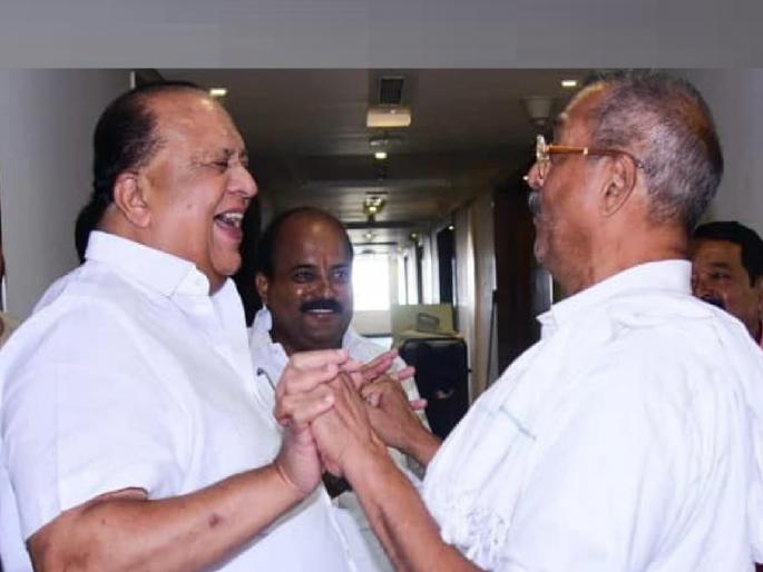 Nana Patekar single mention of Minister Mushrif, Nana said Hassan is my best friend | नाना पाटेकरांनी मंत्री मुश्रीफांचा केला एकेरी उल्लेख, सर्वजण थबकले; नाना म्हणाले.. Nana Patekar single mention of Minister Mushrif, Nana said Hassan is my best friend | नाना पाटेकरांनी मंत्री मुश्रीफांचा केला एकेरी उल्लेख, सर्वजण थबकले; नाना म्हणाले..