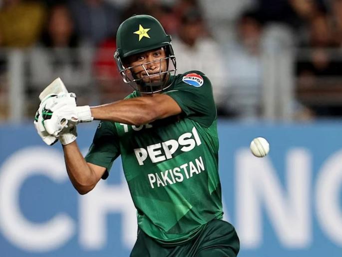 Pakistani cricket has a new star Hasan Nawaj, he hit a blistering century with 10 fours and 7 sixes, breaking Babar Azam's record | पाकिस्तानी क्रिकेटला भेटला नवा स्टार, १० चौकार, ७ षटकारांसह ठोकलं तुफानी शतक, मोडला बाबर आझमचा रेकॉर्ड
