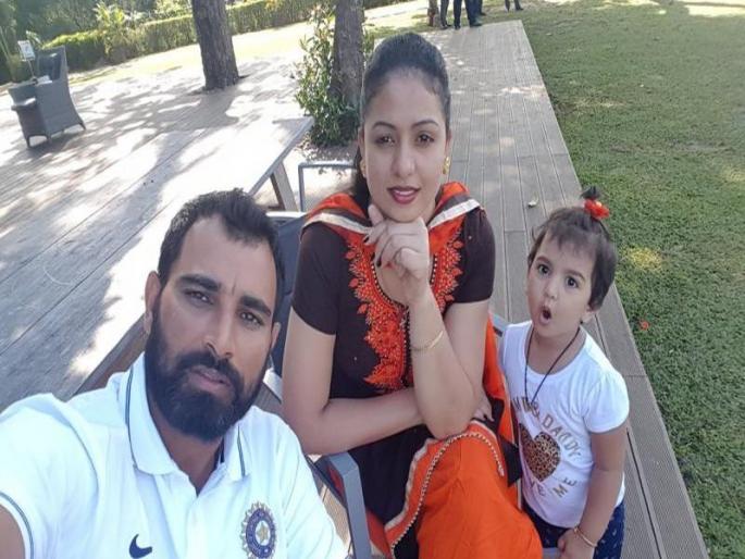 After the accident of Mohammad Shami, wife Haseen Jahan visited the meeting | मोहम्मद शामीची अपघातानंतर पत्नी हसीन जहाँने घेतली भेट
