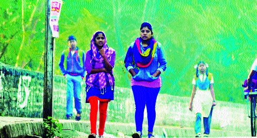 Season to lose the season! | ऋतु हरविणारे वर्ष! Season to lose the season! | ऋतु हरविणारे वर्ष!