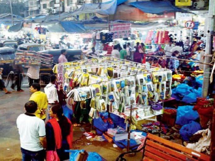 In the case of the hawkers, the law has only no option but to intervene | फेरीवालांच्या प्रकरणात कायद्यानेच घातला घोळ, न्यायालयाला हस्तक्षेप करण्याशिवाय पर्याय नाही In the case of the hawkers, the law has only no option but to intervene | फेरीवालांच्या प्रकरणात कायद्यानेच घातला घोळ, न्यायालयाला हस्तक्षेप करण्याशिवाय पर्याय नाही