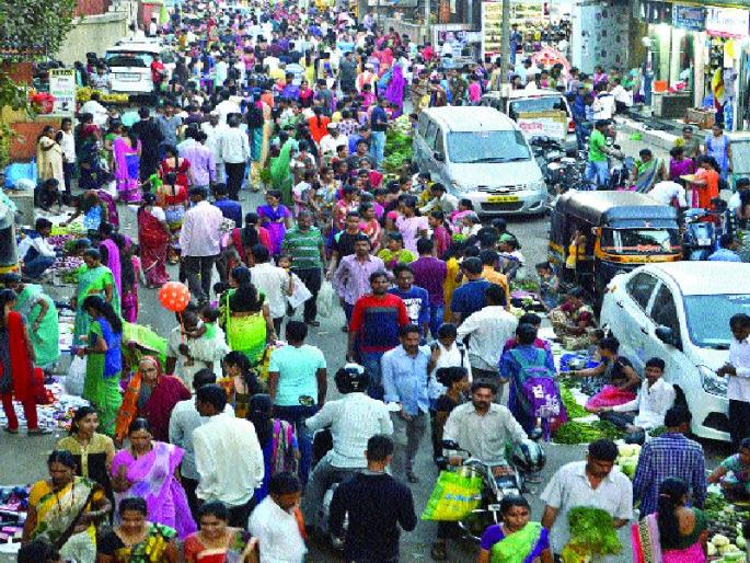 Dombivli hawkers, clashing again at night | डोंबिवलीत फेरीवाल्यांचे धूमशान, रात्री पुन्हा हाणामारी
