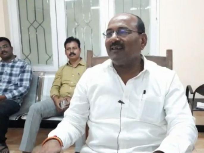 Vishal Patil should contest the election, not run away; Statement of BJP MP Sanjay Patil | विशाल पाटील यांनी निवडणूक लढवावी, पळ काढू नये; संजय पाटील यांचं विधान Vishal Patil should contest the election, not run away; Statement of BJP MP Sanjay Patil | विशाल पाटील यांनी निवडणूक लढवावी, पळ काढू नये; संजय पाटील यांचं विधान