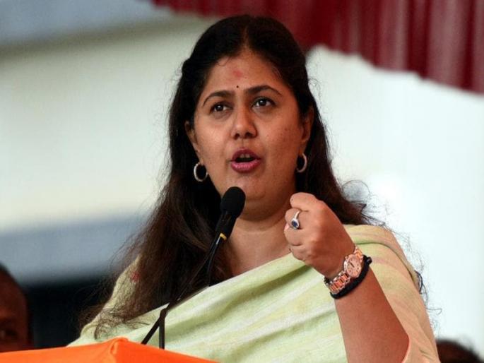 Did you do this to teach BJP Leader Pankaja Munde a lesson ?; Shiv Sena expressed doubts | पंकजा मुंडे यांना धडा शिकवण्यासाठी हे केलं की काय?; शिवसेनेनं व्यक्त केली शंका Did you do this to teach BJP Leader Pankaja Munde a lesson ?; Shiv Sena expressed doubts | पंकजा मुंडे यांना धडा शिकवण्यासाठी हे केलं की काय?; शिवसेनेनं व्यक्त केली शंका