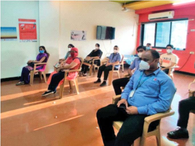 86 per cent corona vaccination completed in Kalyan-Dombivali | कल्याण-डोंबिवलीत 86 टक्के कोरोना लसीकरण पूर्ण; सोशल डिस्टन्सिंगचे केले पालन 86 per cent corona vaccination completed in Kalyan-Dombivali | कल्याण-डोंबिवलीत 86 टक्के कोरोना लसीकरण पूर्ण; सोशल डिस्टन्सिंगचे केले पालन