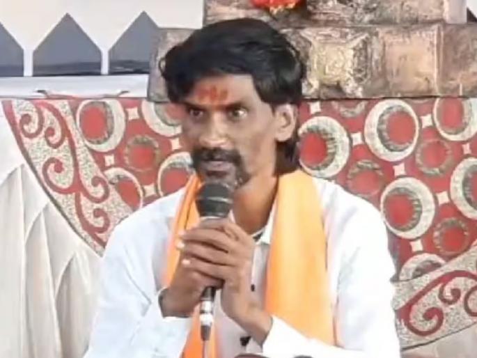 Tear the banner, we will tear the clothes; Manoj Jarange-Patil's warning to Minister, MLAs | बॅनर फाडले, आम्ही कपडे फाडू; मनोज जरांगे-पाटील यांचा मंत्री, आमदारांना इशारा Tear the banner, we will tear the clothes; Manoj Jarange-Patil's warning to Minister, MLAs | बॅनर फाडले, आम्ही कपडे फाडू; मनोज जरांगे-पाटील यांचा मंत्री, आमदारांना इशारा