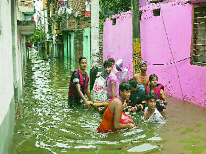 148 in Country due to heavy rainfall | देशात पावसाचे १४८ बळी, आणखी जोरदार पावसाचा हवामान विभागाचा अंदाज