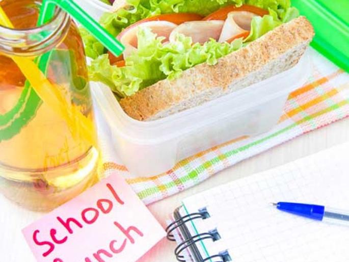 Health committee to keep 'watch' on students' nutrition | आरोग्य समिती ठेवणार विद्यार्थ्यांच्या पोषक आहारावर ‘वॉच’! Health committee to keep 'watch' on students' nutrition | आरोग्य समिती ठेवणार विद्यार्थ्यांच्या पोषक आहारावर ‘वॉच’!