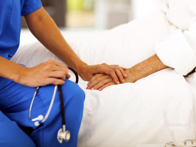 Healthcare market in Raigad district; Health care for patients | रायगड जिल्ह्यात आरोग्यसेवेचा बोजवारा; रुग्णांच्या आरोग्याची हेळसांड