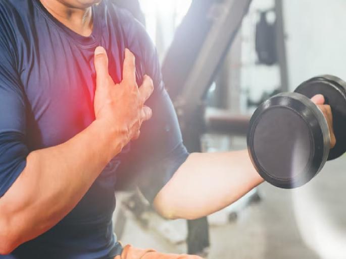 Shocking! 42-year-old man dies of heart attack while working out at gym  | धक्कादायक ! जीममध्ये वर्कआउट करताना हार्टअटॅक, ४२ वर्षीय व्यक्तीचा मृत्यू  Shocking! 42-year-old man dies of heart attack while working out at gym  | धक्कादायक ! जीममध्ये वर्कआउट करताना हार्टअटॅक, ४२ वर्षीय व्यक्तीचा मृत्यू