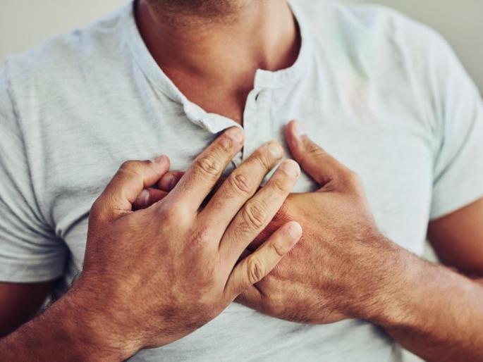 The risk of heart disease is increasing among young people! Be careful if you have 'these' symptoms | युवकांमध्ये वाढताेय ह्रदयविकारांचा धाेका! 'ही' लक्षणे असतील तर काळजी घ्या The risk of heart disease is increasing among young people! Be careful if you have 'these' symptoms | युवकांमध्ये वाढताेय ह्रदयविकारांचा धाेका! 'ही' लक्षणे असतील तर काळजी घ्या