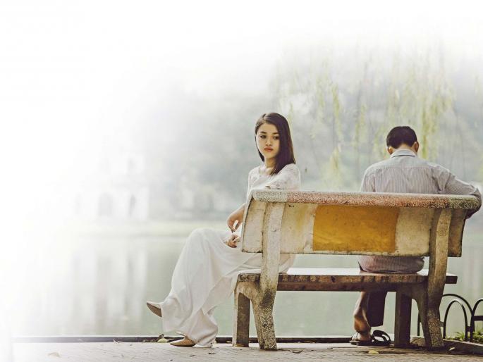 a story of a girls onside love affair.. | मुली एकतर्फी प्रेमात पडतात तेव्हा. a story of a girls onside love affair.. | मुली एकतर्फी प्रेमात पडतात तेव्हा.