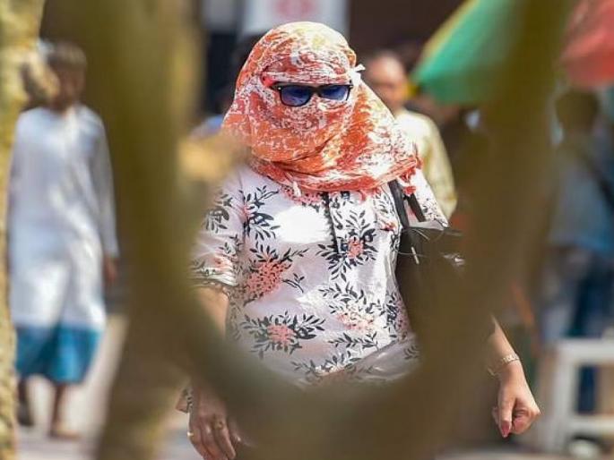 In Jalgaon, it is hot during the day and cold at night | जळगावात दिवसा बसतात चटके, रात्री पडते गुलाबी थंडी In Jalgaon, it is hot during the day and cold at night | जळगावात दिवसा बसतात चटके, रात्री पडते गुलाबी थंडी