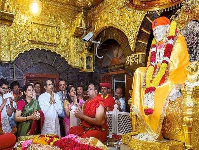 Chief Minister called a meeting, behind the 'shut down' of the Shirdi Saibaba devotees | शिर्डीतील साईभक्तांचा 'बंद' मागे, मुख्यमंत्र्यांनी बोलावली बैठक Chief Minister called a meeting, behind the 'shut down' of the Shirdi Saibaba devotees | शिर्डीतील साईभक्तांचा 'बंद' मागे, मुख्यमंत्र्यांनी बोलावली बैठक
