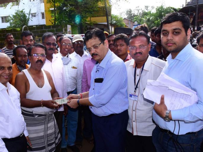 Allotment of around Rs. 5 crore to the flood victims | पूरग्रस्तांना २१ कोटींचे अनुदान वाटप, पंचनाम्याचे ४० टक्के काम पूर्ण