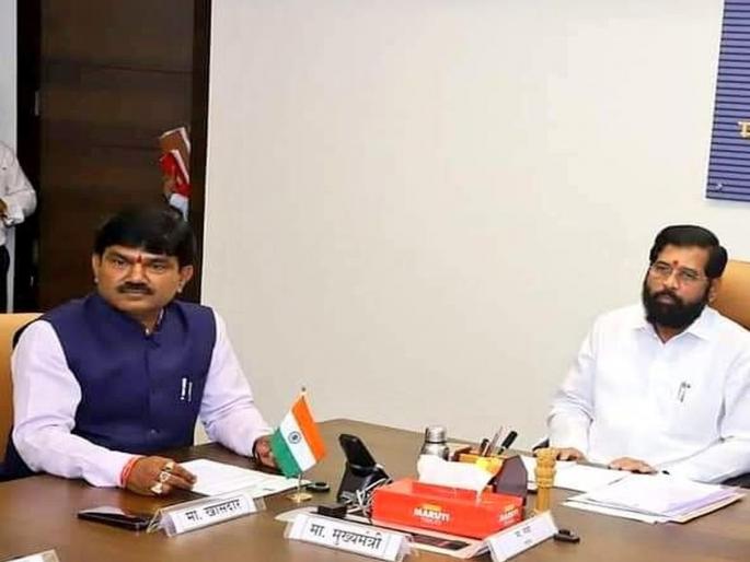 Nashik: Finally, Hemant Godse's candidature has been announced for Nashik Lok sabha Constituency From Shinde's Shiv Sena | Nashik: अखेर नाशिक शिंदेंच्या शिवसेनेकडेच, हेमंत गोडसे यांची उमेदवारी जाहीर  Nashik: Finally, Hemant Godse's candidature has been announced for Nashik Lok sabha Constituency From Shinde's Shiv Sena | Nashik: अखेर नाशिक शिंदेंच्या शिवसेनेकडेच, हेमंत गोडसे यांची उमेदवारी जाहीर