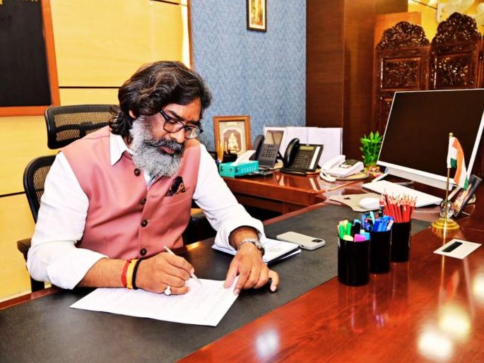 jharkhand Hemant Soren's big decision as soon as he became Chief Minister, big announcement regarding 'Maiya Samman Yojana' | मुख्यमंत्री होताच हेमंत सोरेन यांचा मोठा निर्णय, 'मैया सन्मान योजने'संदर्भात मोठी घोषणा