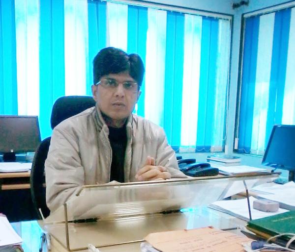 Additional Inspector to ask for EPF's tough implementation: Hemant Tirupade | ‘ईपीएफ’ची कठोर अंमलबजावणी करण्यासाठी जादा इन्स्पेक्टर मागवणार : हेमंत तिरपुडे Additional Inspector to ask for EPF's tough implementation: Hemant Tirupade | ‘ईपीएफ’ची कठोर अंमलबजावणी करण्यासाठी जादा इन्स्पेक्टर मागवणार : हेमंत तिरपुडे