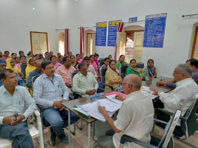 Herwad pattern of Eradication of Evil Practices of oppressive widow customs passed in kasbegavhan gram panchayat | 'हेरवाड पॅटर्न'चा आदर्श; विधवा प्रथा मुक्तीसाठी कसबेगव्हाण ग्रामपंचायतीने उचलले पाऊल Herwad pattern of Eradication of Evil Practices of oppressive widow customs passed in kasbegavhan gram panchayat | 'हेरवाड पॅटर्न'चा आदर्श; विधवा प्रथा मुक्तीसाठी कसबेगव्हाण ग्रामपंचायतीने उचलले पाऊल