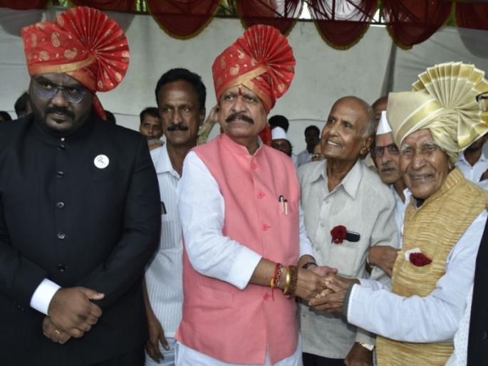 Emphasis on the dynamism of government systems for the development of the common man- Labor Minister Suresh Khade | सर्वसामान्यांच्या विकासासाठी शासकीय यंत्रणांच्या गततिमानतेवर भर- कामगार मंत्री सुरेश खाडे