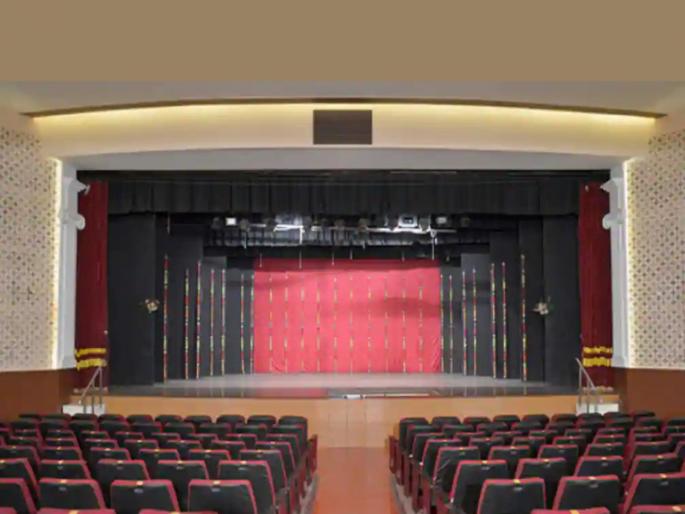 Fans turn to theaters but… | नाट्यगृहांकडे रसिक वळताहेत पण... Fans turn to theaters but… | नाट्यगृहांकडे रसिक वळताहेत पण...